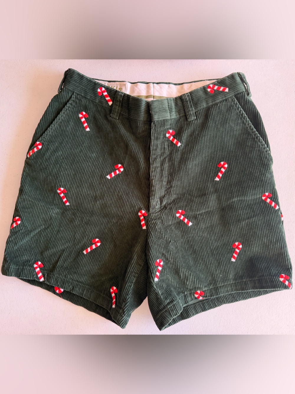 Orvis Men's Christmas Xmas Holiday Green Corduroy Embroidered Candy Cane Shorts